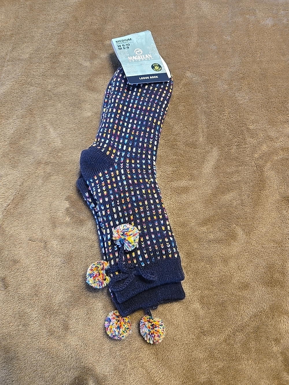 Magellan Outdoors Womens Navy Multicolor Pom Crew Socks Medium